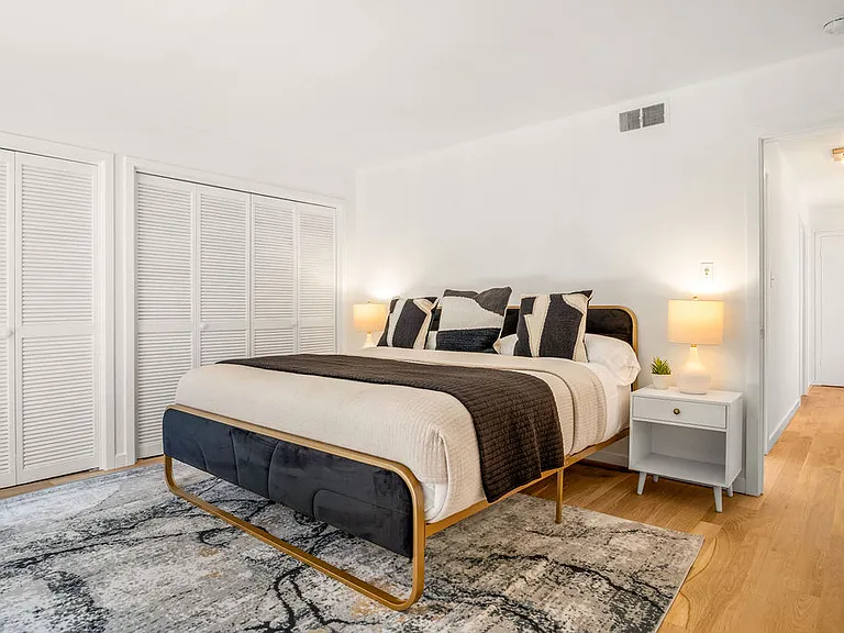 218 San Rafael Ave — Photo 22