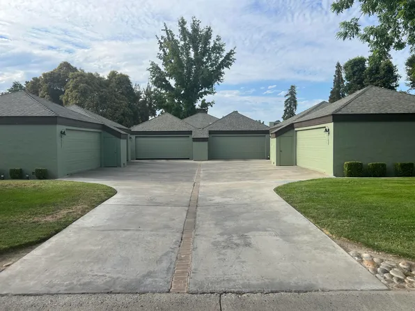 3104 W Border Links Drive, Visalia, CA 93291