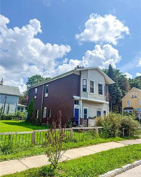 308-310 Reynolds St #2