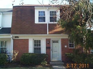 8051 Village Dr, Cincinnati, OH 45242