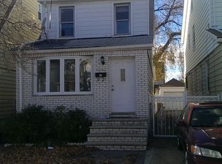 11548 116th St, South Ozone Park, NY 11420