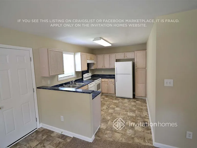 427 Katonah Ave — Photo 4