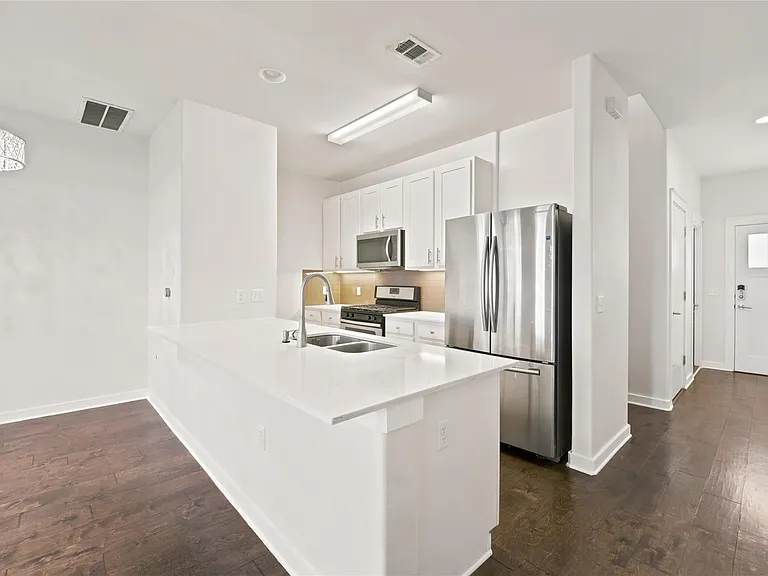 8921 Parker Ranch Cir #B — Photo 7