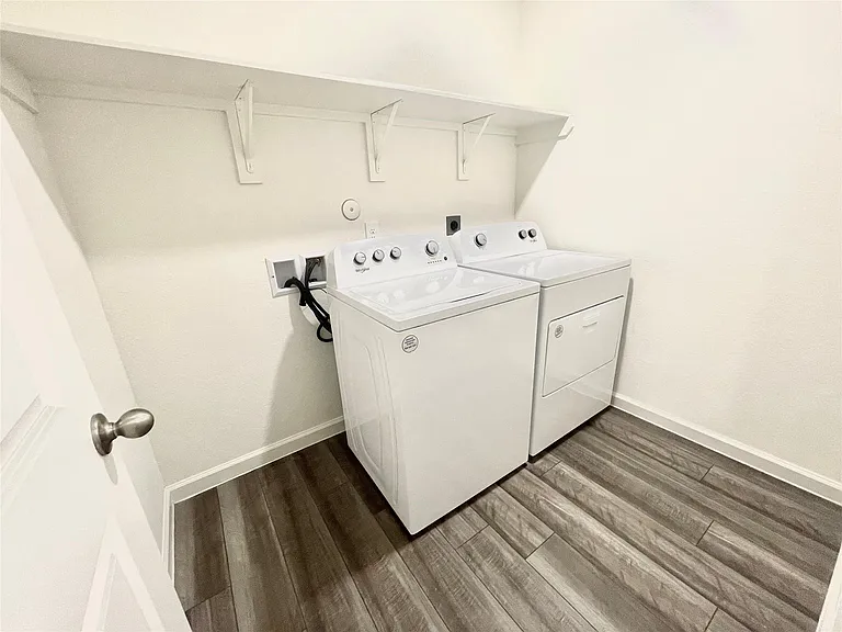 5915 Grantgrala Dr — Photo 15