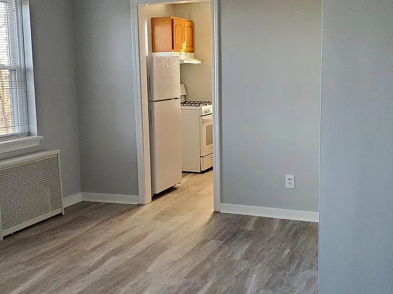 Southcrest Heights — Photo 7