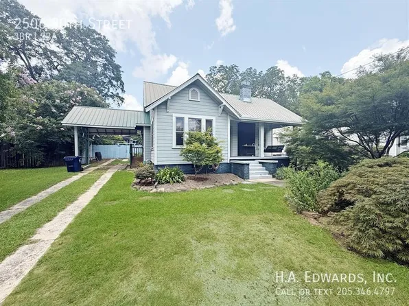2506 20th St, Northport, AL 35476