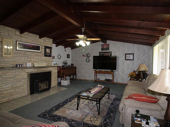 2nd image of 516 Tom Smith Cir