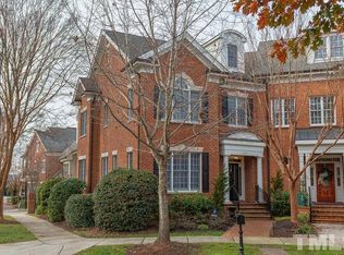 201 Oval Park Pl, Chapel Hill, NC 27517