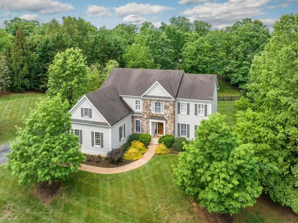 3399 Darby Rd, Keswick, VA 22947