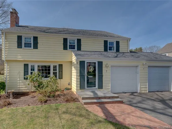 7 Hartwell Road, West Hartford, CT 06117