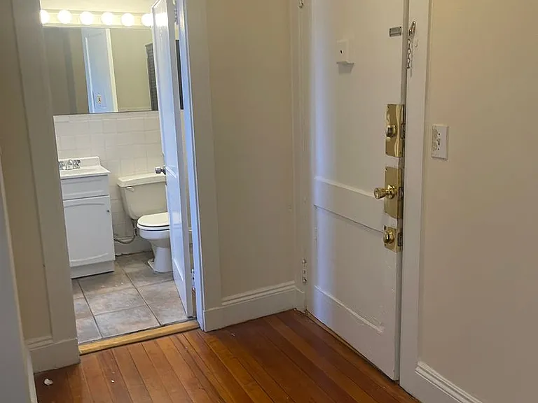 518 Cambridge St #6A — Photo 7