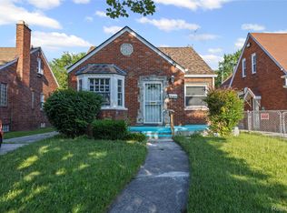 17221 Albion St, Detroit, MI 48234