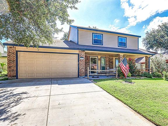 2nd image of 7932 Firefly Dr