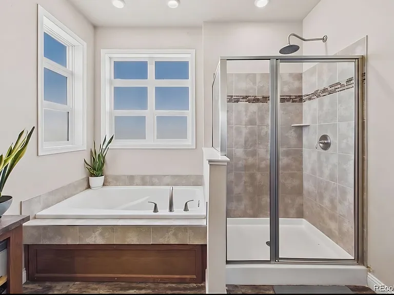 44076 Morning Star Ct — Photo 10