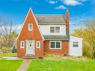 5220 Glenburn Dr, Pittsburgh, PA