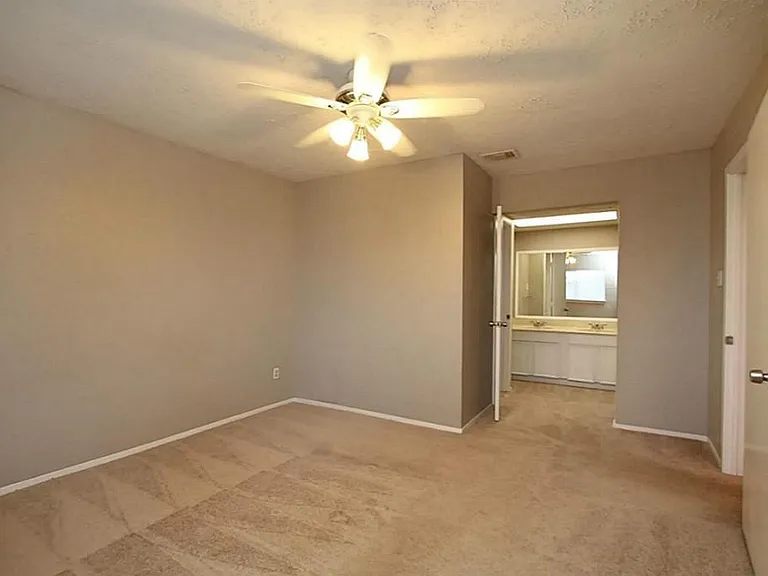 24123 Bassett Hall Ln — Photo 14