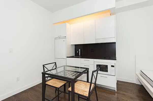 Rented by Bridgeline Property Management, LLC | media 8