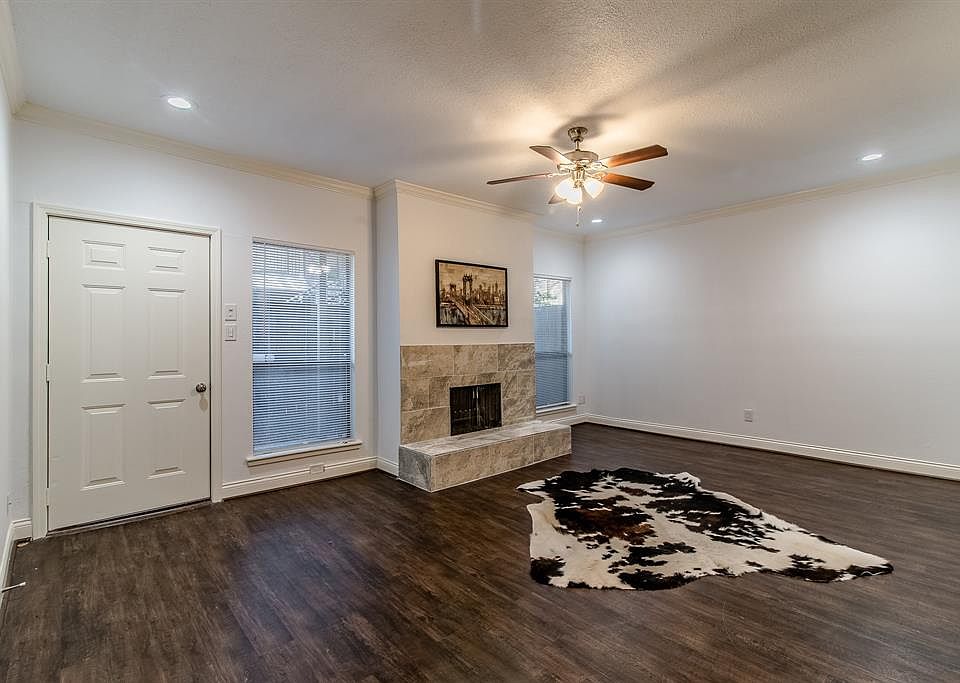 1st image of 1100 Augusta Dr APT 15