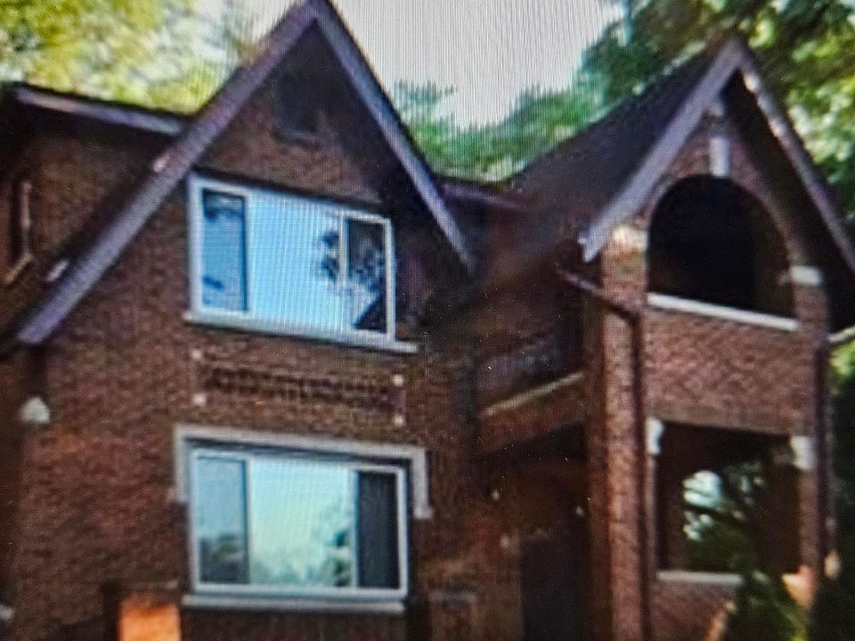 1st image of 485 W Breckenridge St