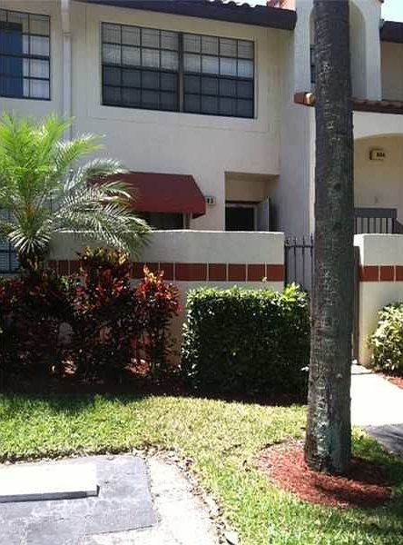 1st image of 803 Republic Ct