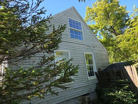 2nd image of 5615 Highview Dr