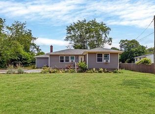 899 Hawkins Ave, Lake Grove, NY 11755