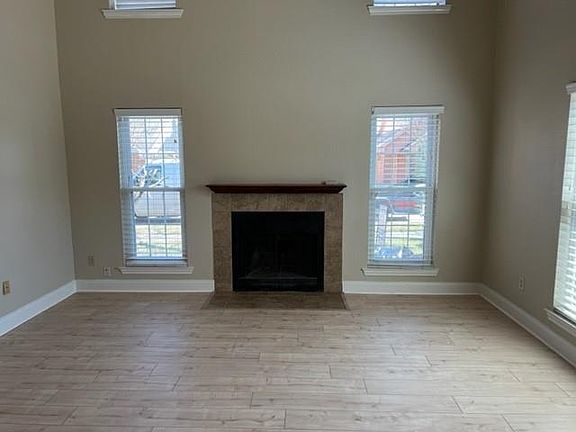 2nd image of 1805 Wyster Dr #1