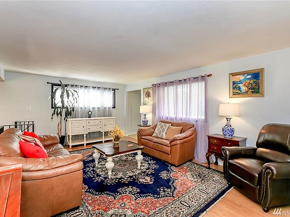 5th image of 6433 Ardmore Dr SW