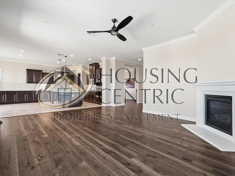 7242 Breaker Point Way — Photo 12