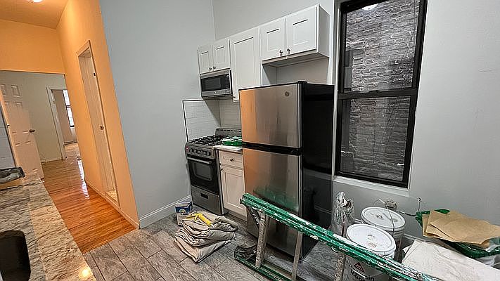 1st image of 236 E 89th St APT 2A