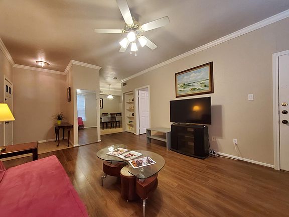 3rd image of 2255 Braeswood Park Dr APT 138