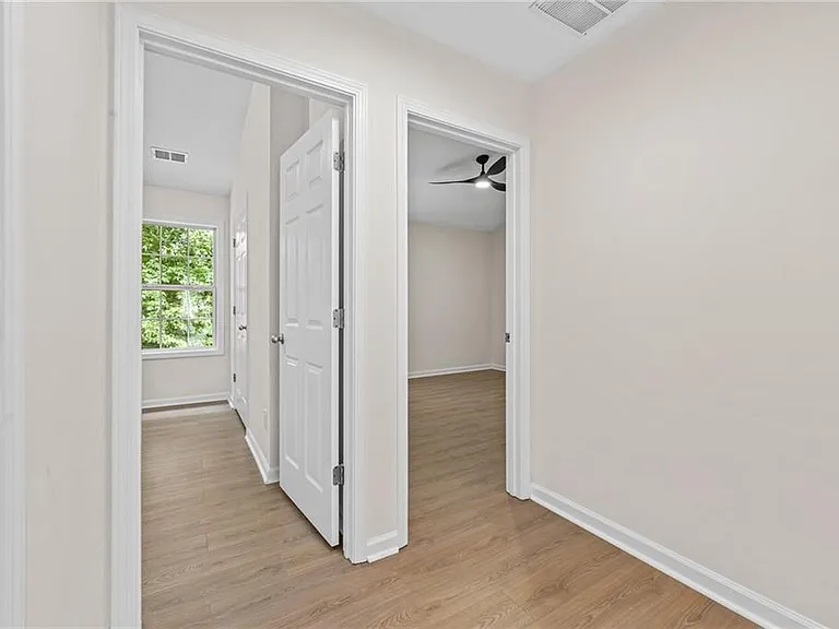 386 Creek Manor Way — Photo 21