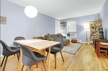 Rented by R New York