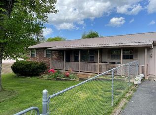 200 Warren St, Newport, TN 37821