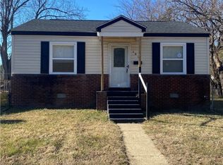 105 Gravatt Ave, Blackstone, VA 23824