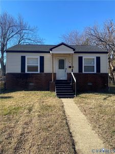105 Gravatt Ave, Blackstone, VA, 23824