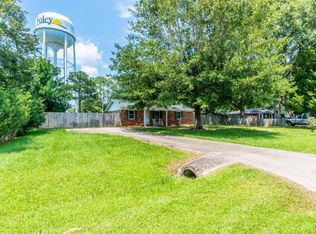 305 E Verbena Ave, Foley, AL 36535