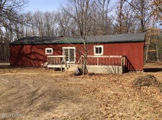 6030 Cherokee Dr, Howard City, MI 49329