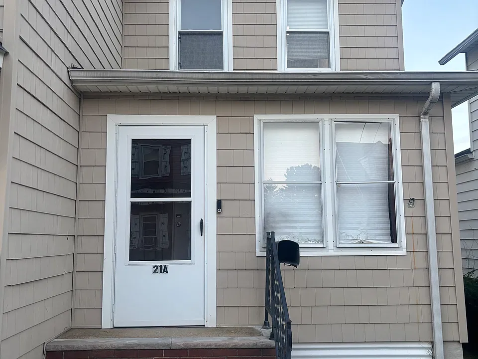 21 Dolan St #A