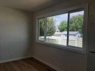 900 N 6th St, Lander, WY 82520