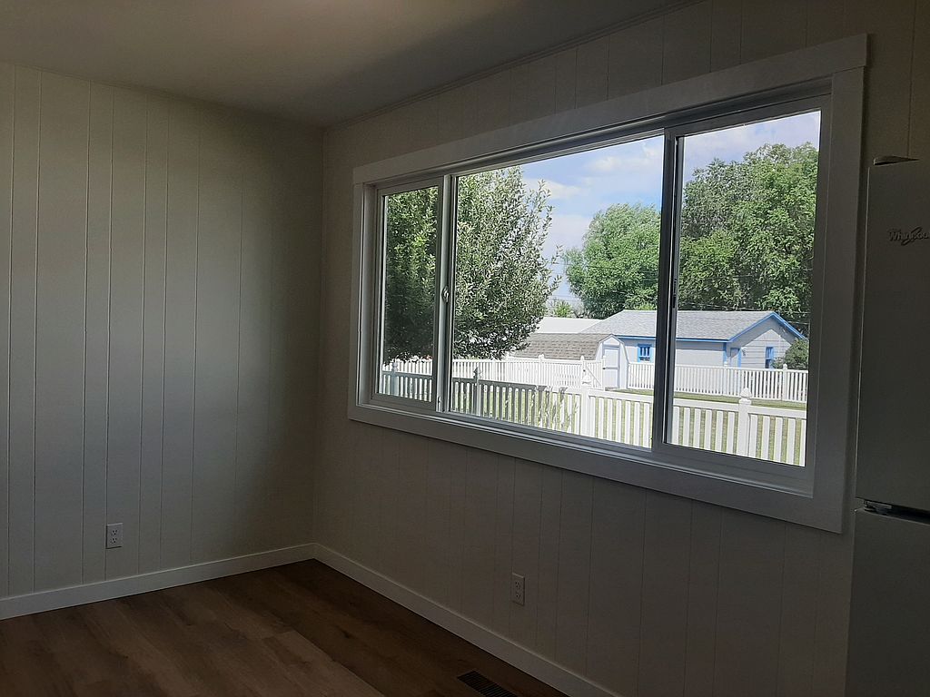 900 N 6th St - Property Image