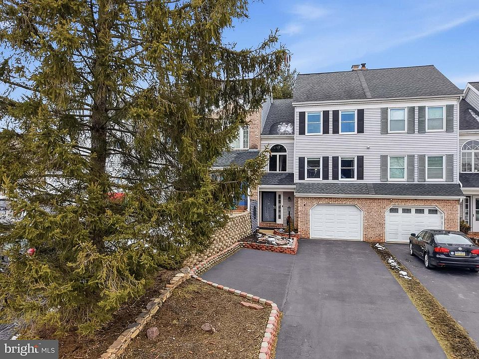 1st image of 6 Heron Dr