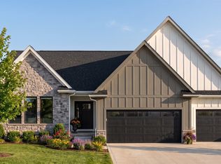 9512 NW 82nd Ave, Johnston, IA 50131