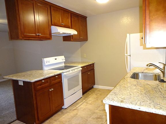 5th image of 1715 N St APT 05