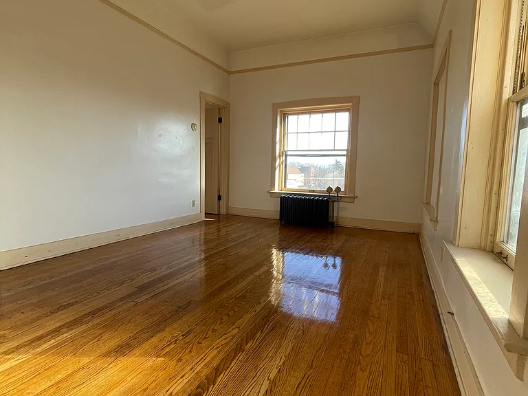 536 North Ave #13 — Photo 7