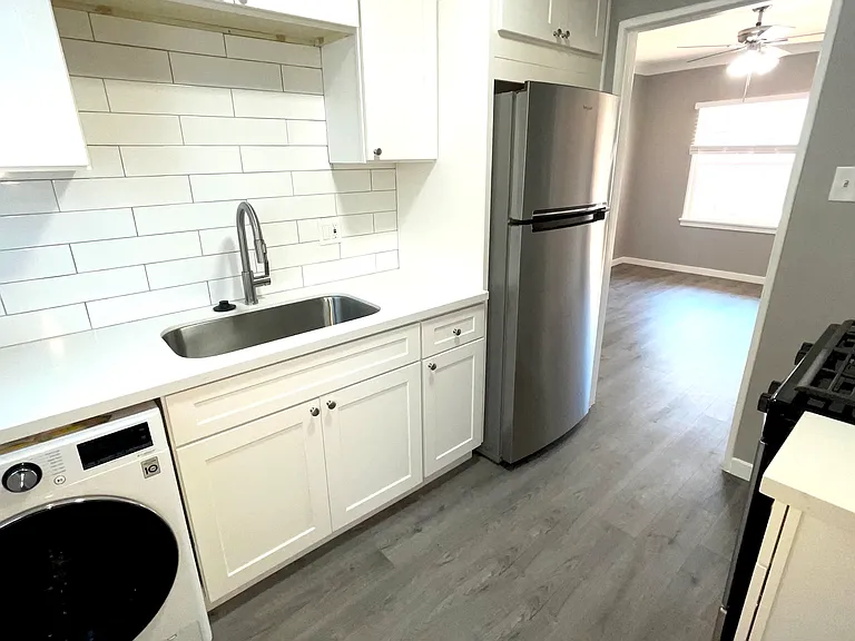 828 Linden Ave #3 — Photo 8