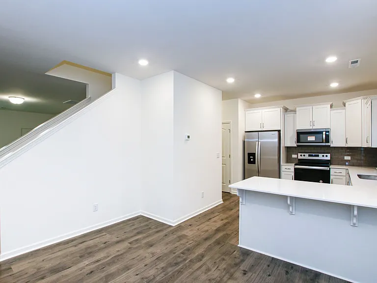 7050 Duncan Acres Dr — Photo 6