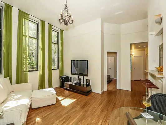 Sold by Sotheby's International Realty | media 4