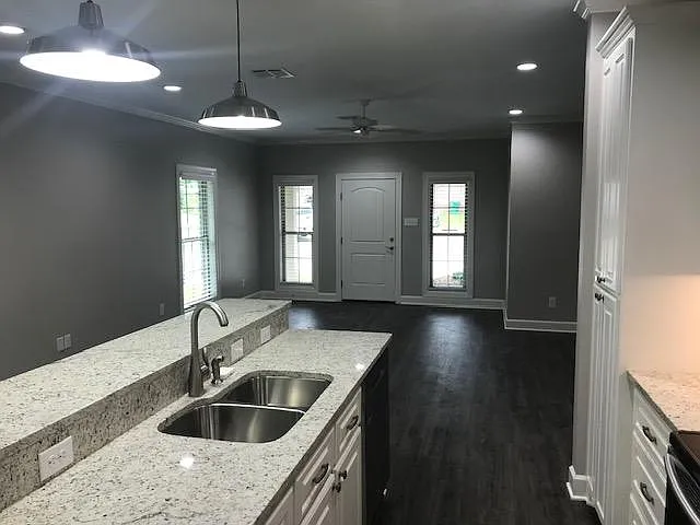 115 Kaki Ln — Photo 4