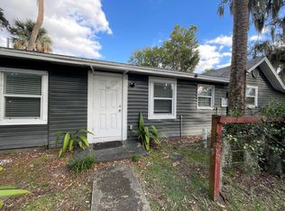 901 Lake Emerald Dr, Orlando, FL 32806